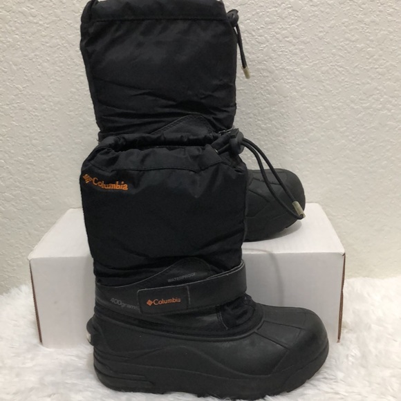 Columbia Other - Columbia snow boots